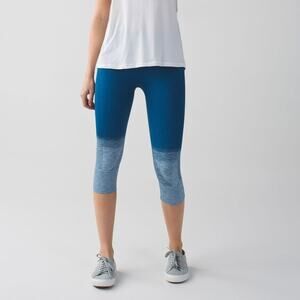 Lululemon Seamlessly Street Crop Leggings Heathered Poseidon Blue 8